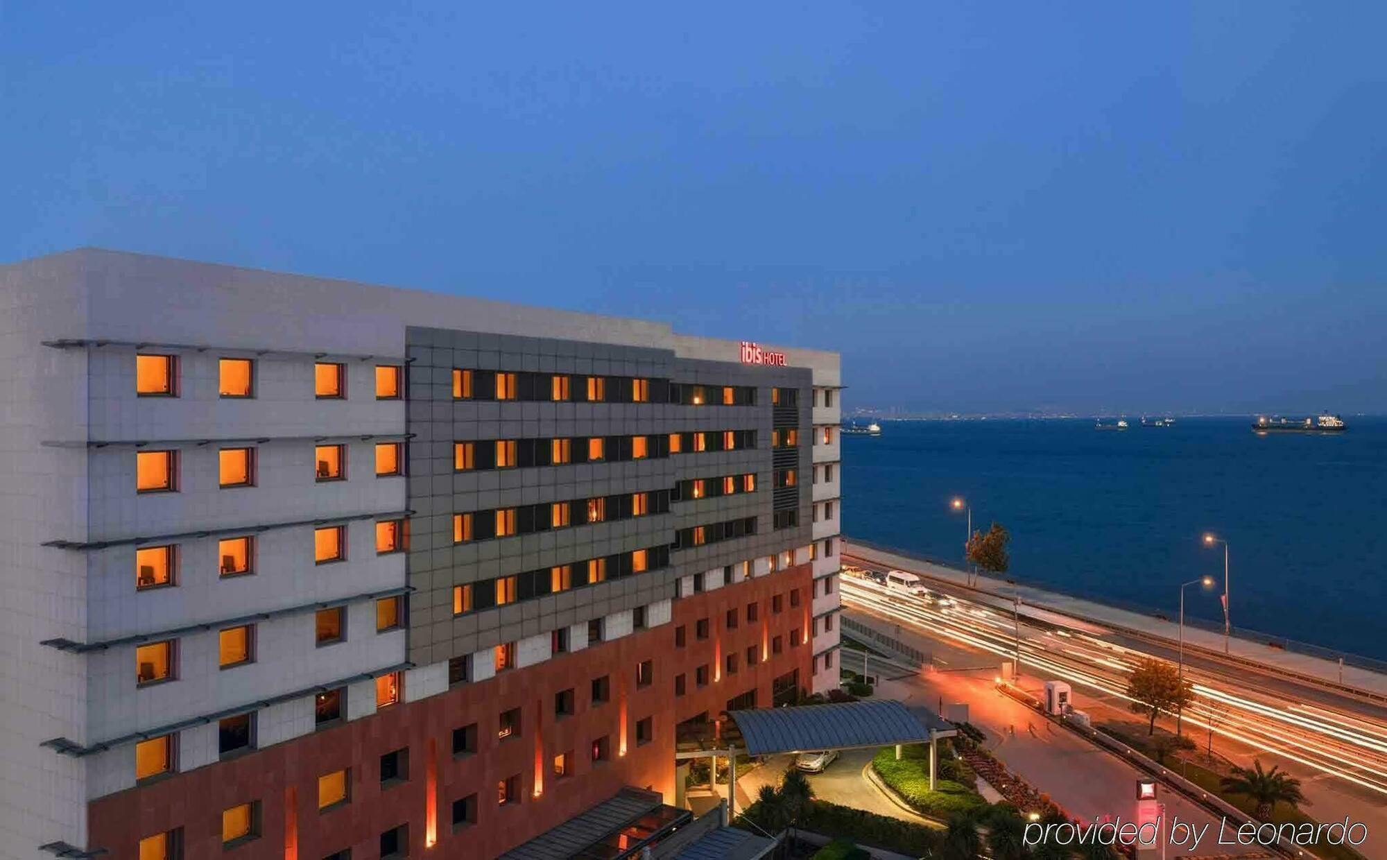 Ibis Istanbul Zeytinburnu Hotel Exterior foto